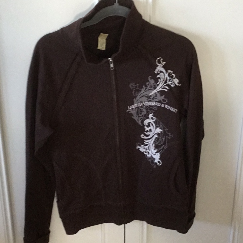 Y2K Women’s full zipper sweatshirt with Laetita Vineyard logo